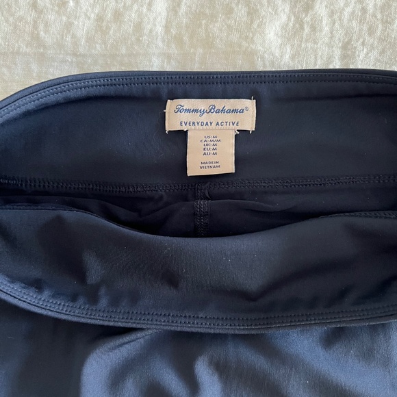 Tommy Bahama Navy Skort - Picture 5 of 7